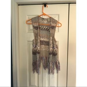 BKE Gimmicks Boho Vest